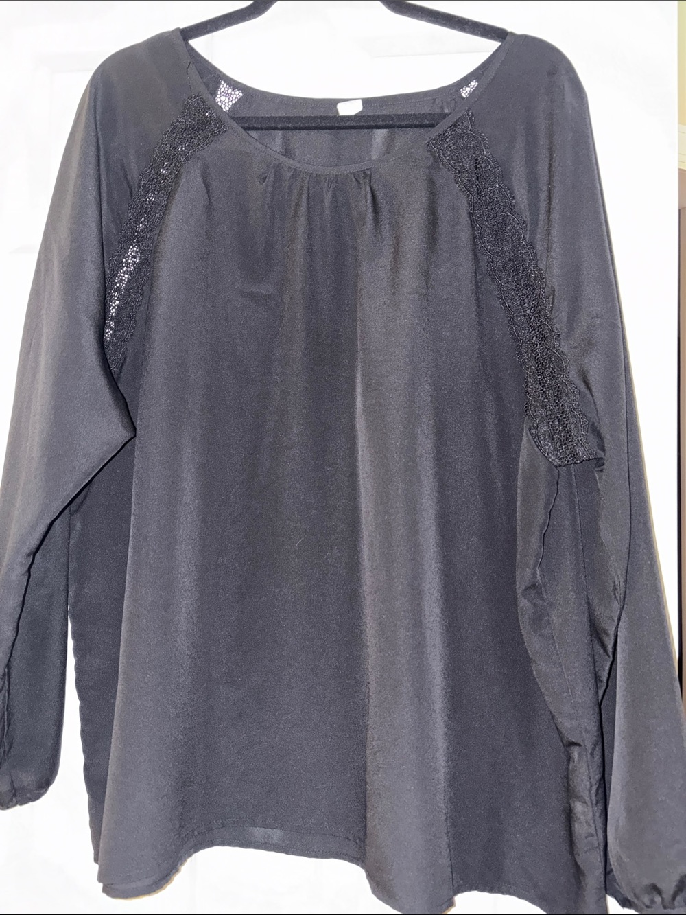 Old Navy Black Long-Sleeve Lace-Inset Scoop Neck Top